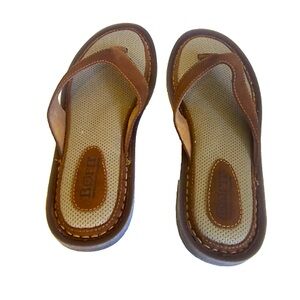 Born Men's Leather Brown Flip-Flops